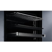 Electrolux EOE8P39WX Image #2